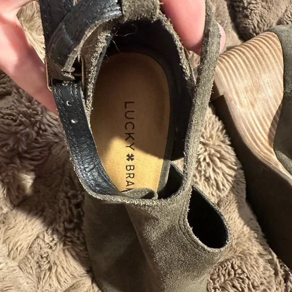 Lucky Brand Women's Suede Peep-Toe Mules - Picture 5 of 10